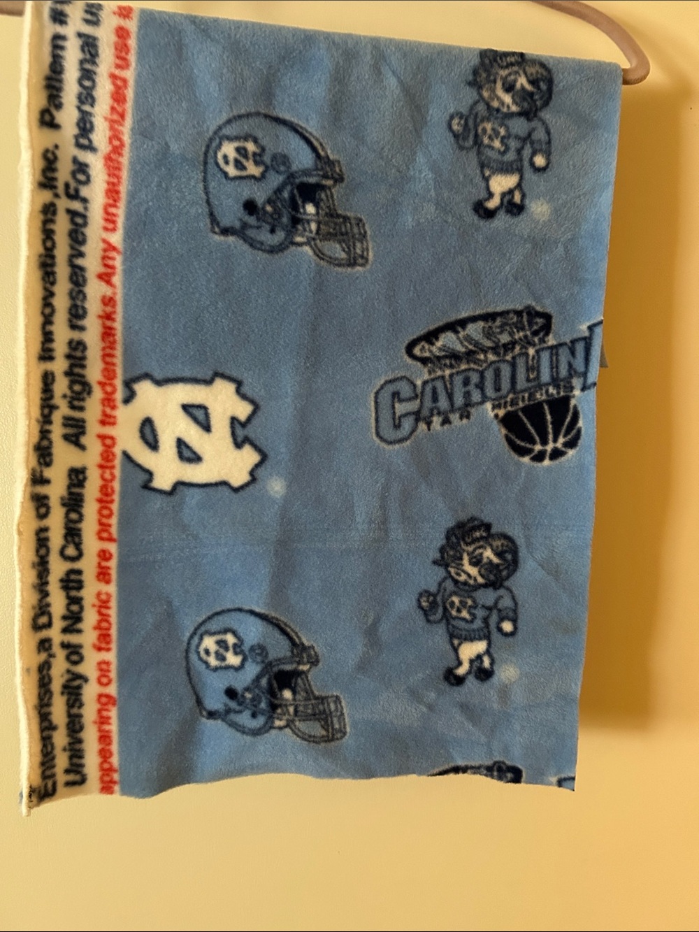 Blue Fleece Throw - Carolina Blue